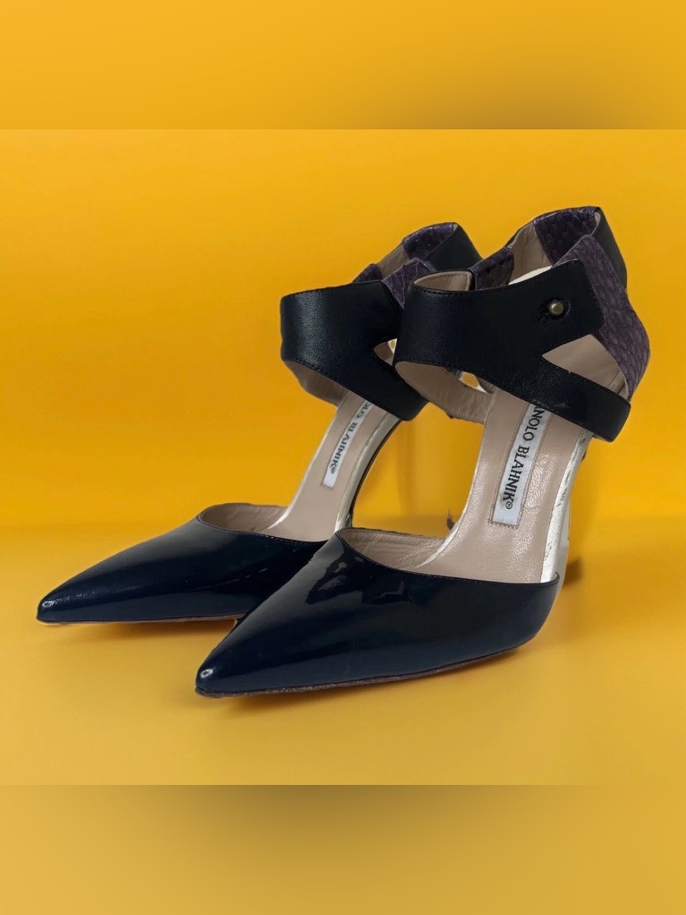 Manolo Blahnik Colter Black Pumps Ankle-Strap Purple Snake skin Leather Size 35